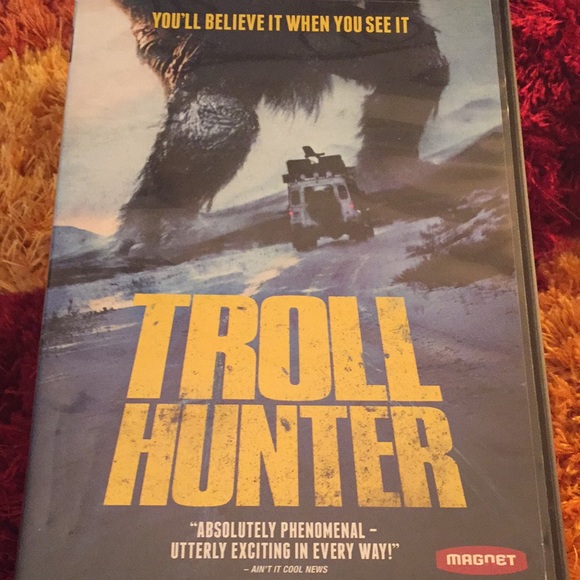 12 DVDs (#1 Pack) - Picture 11 of 13